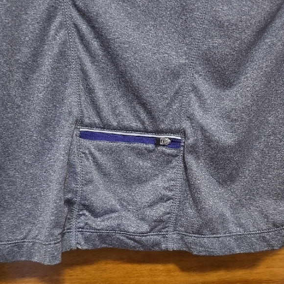 MPG Fitted Long Sleeve in Purple and Gray M - Picture 3 of 4